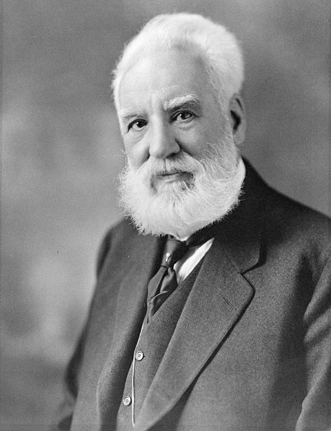Alexander Graham Bell. Moffett Studio / Library and Archives Canada / C-017335.