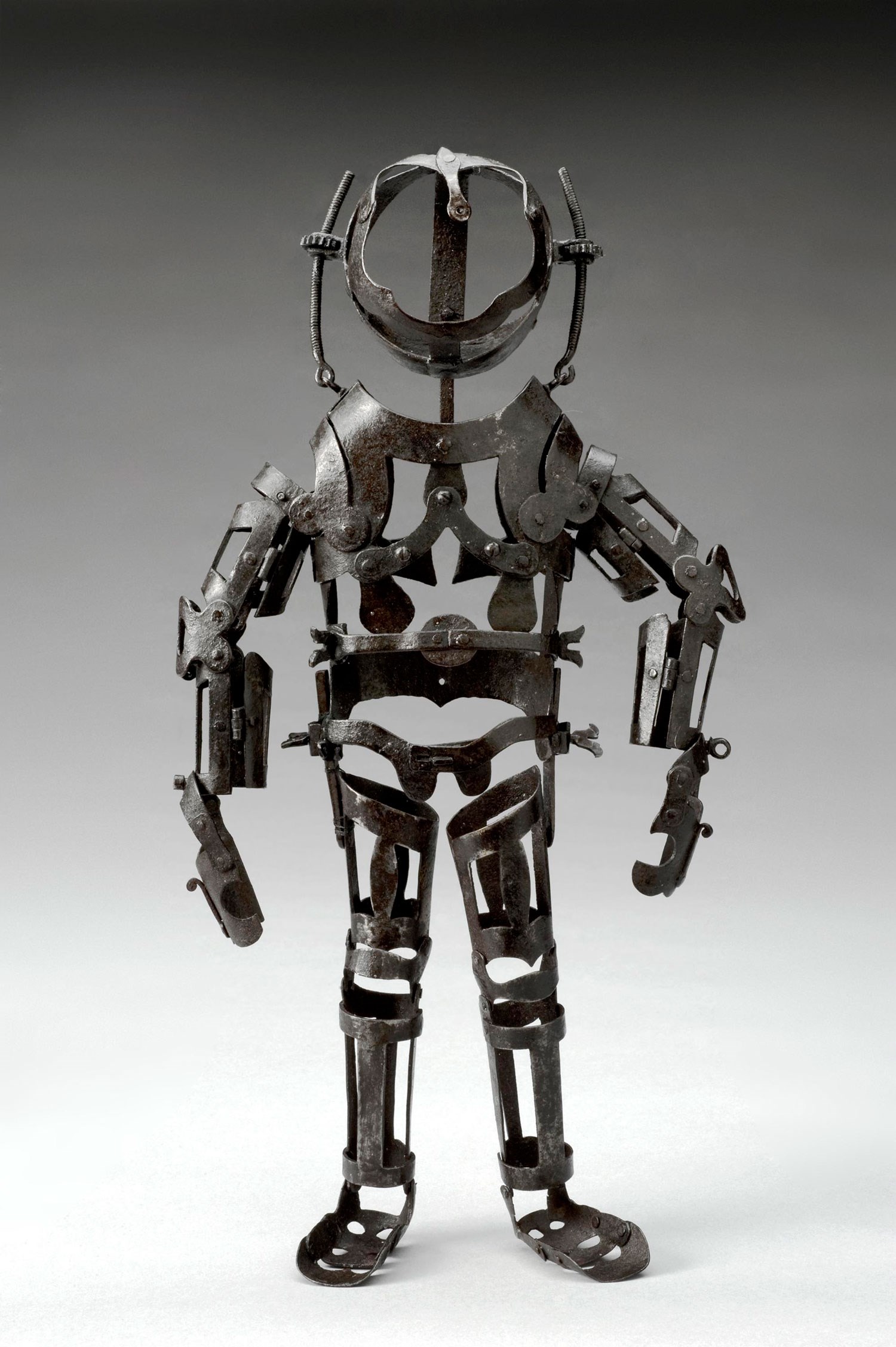 Manikin used to illustrate the articulation of the human body, 1582–1600 © The Board of Trustees of the Science Museum.