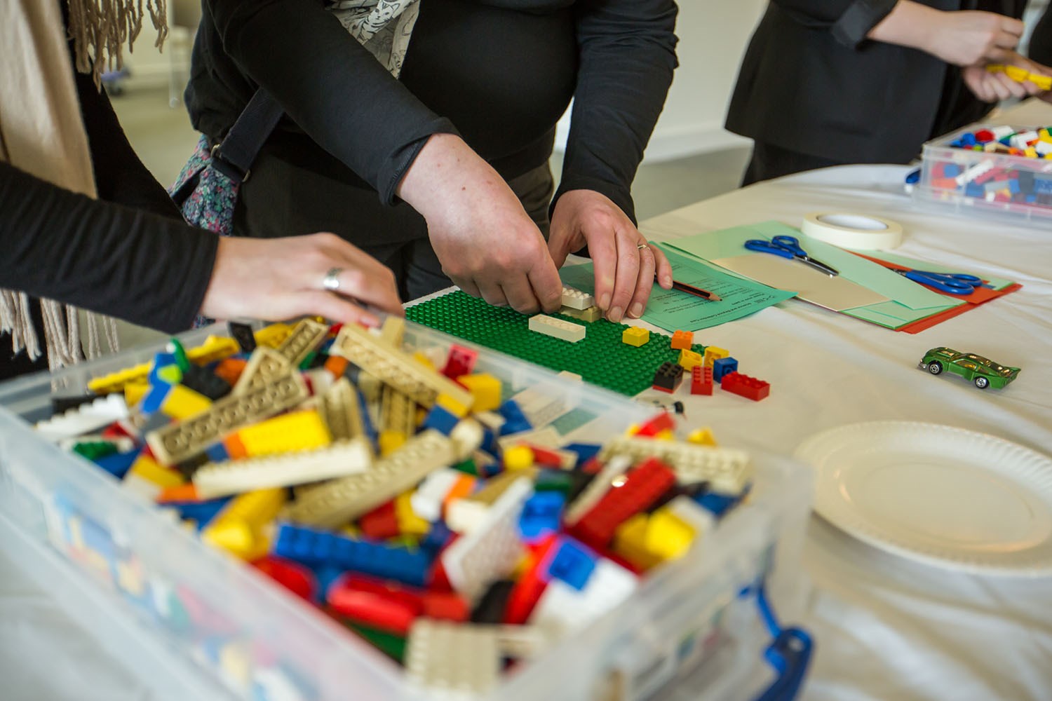 2015 NmoS pupil hands & lego