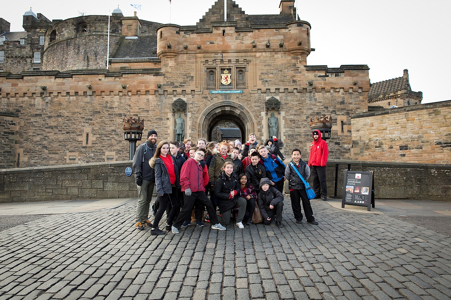 A school group outside the entrance to Edinburgh Castle