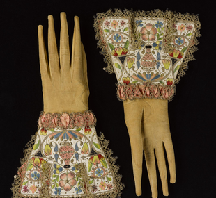 Glove, woman's