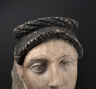 Figure / woman's head
