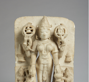 Sculpture / figure / goddess / Parvati / attendant