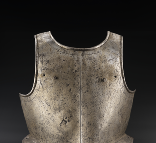 Plate, front / armour