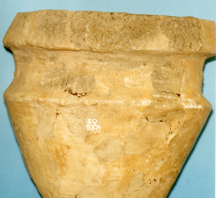 Pottery / cinerary urn / fragment