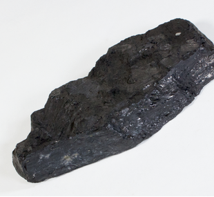 Specimen / coalfield / sample / coal, bituminous / charcoal, min