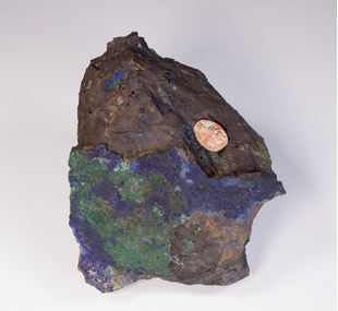 Sample / copper ore, grey