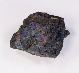 Sample / copper sulphuret / peacock ore