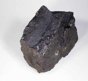 Specimen / iron ore / pig-iron / smelting / sample / coal, splin