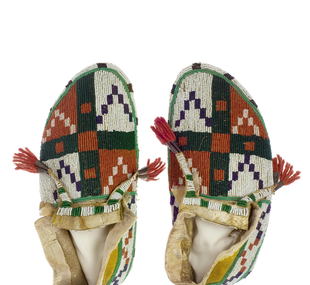 Moccasin, woman's