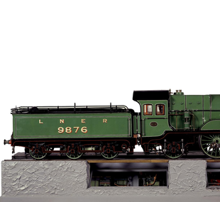 Locomotive, Atlantic type, express passenger / model