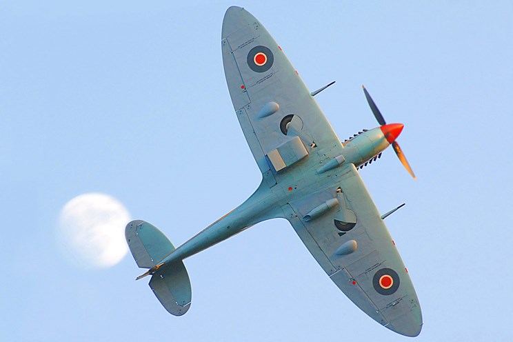 Spitfire in flight. © Crown copyright.