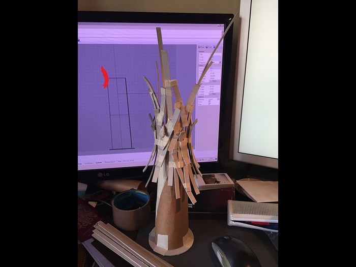 vase-makingprocess-earlymodel.jpg