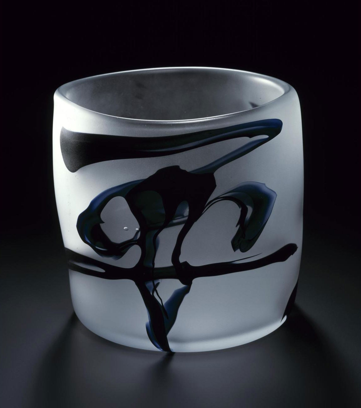 Vase of opaque blown glass with calligraphy reading Heiwa (Peace), made in response to the destruction of the World Trade Center, New York on 11 September 2001: by Mitsushima Kazuko, Japan, 2001. © Mitsushima Kazuko.