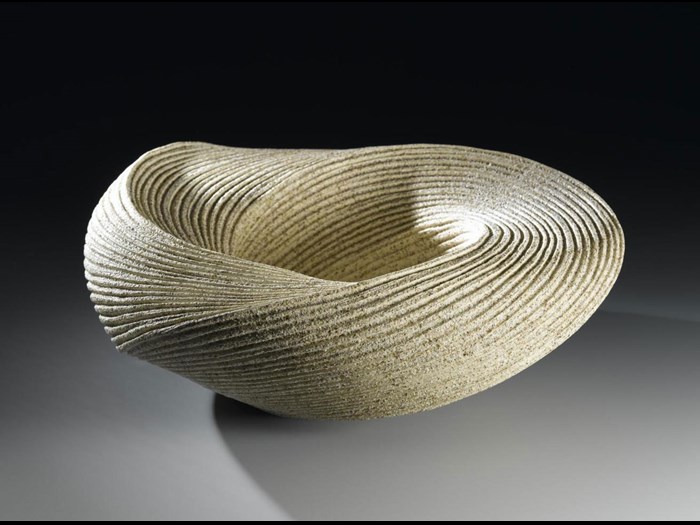 Sculptural vessel, large open stoneware in a spiralling form, from a series of work entitled Choto (Listening to the Waves): Japan, by Sakiyama Takayuki, 2006-7. © Takayuki Sakiyama.