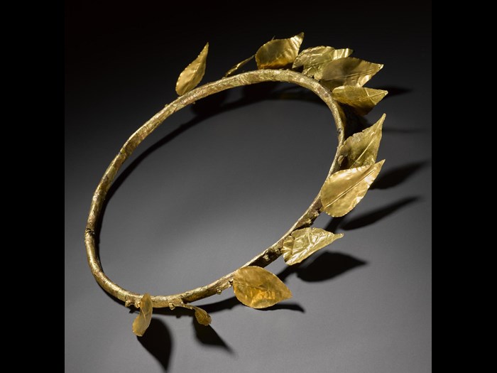 Wreath of twelve gold-foil leaves attached to a ring of copper, found on the mummy of Montsuef: Ancient Egyptian, excavated at Sheikh Abd el-Qurna, Thebes,  c.9BC