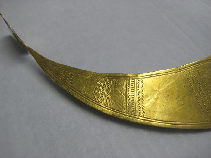 Decoration on the Classical lunula © Royal Cornwall Museum