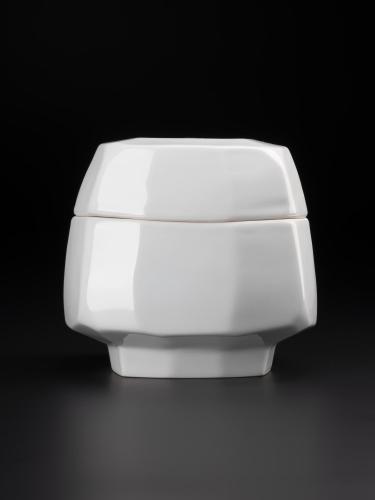 Porcelain lidded container, carved in a square-facetted style: South Korea, by Kim Yikyung, 2000.