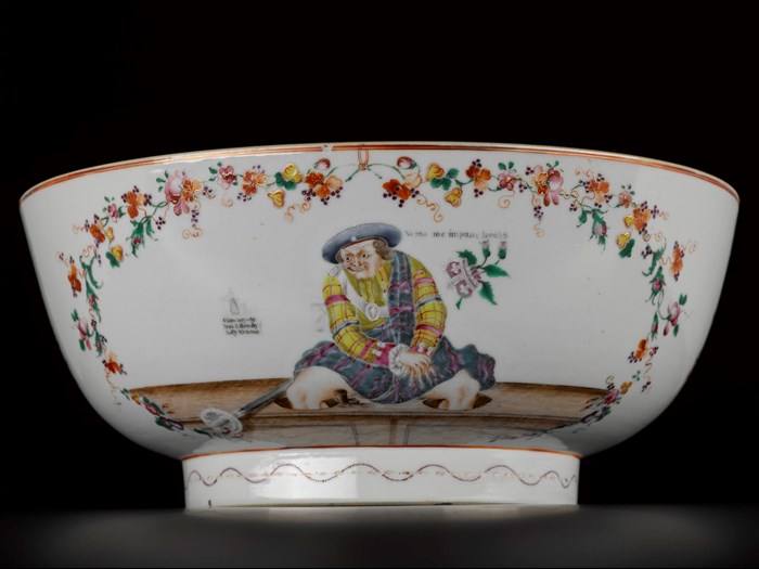 Famille rose punchbowl.  China: Jingdezhen kilns, 1783-1785.  NMS A.1992.166.