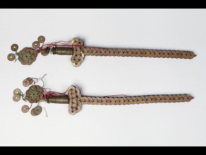 Chinese Ornamental Swords. Qing Dynasty, Xianfeng Period, 1850-1861. James Cromar Watt bequest, 1941. © Aberdeen City Council (Art Gallery and Museums Collections)