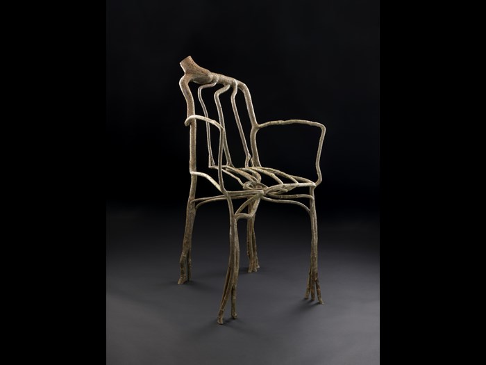 ‘Full Grown’ chair, willow, designed and cultivated by Gavin Munro, Derbyshire, England (2017). K.2017.61. (©Gavin Munro). Munro describes his work as ‘like organic 3D printing that uses air, soil and sunshine as its source materials’, employing traditional coppicing techniques to create a sustainable and ecological model of manufacture. He estimates that per unit he uses about 25% of the energy needed to produce a wooden chair by conventional means. 