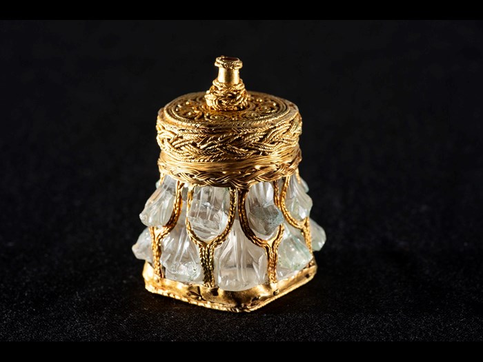 The gold-mounted rock crystal jar, after conservation. © Neil Hanna