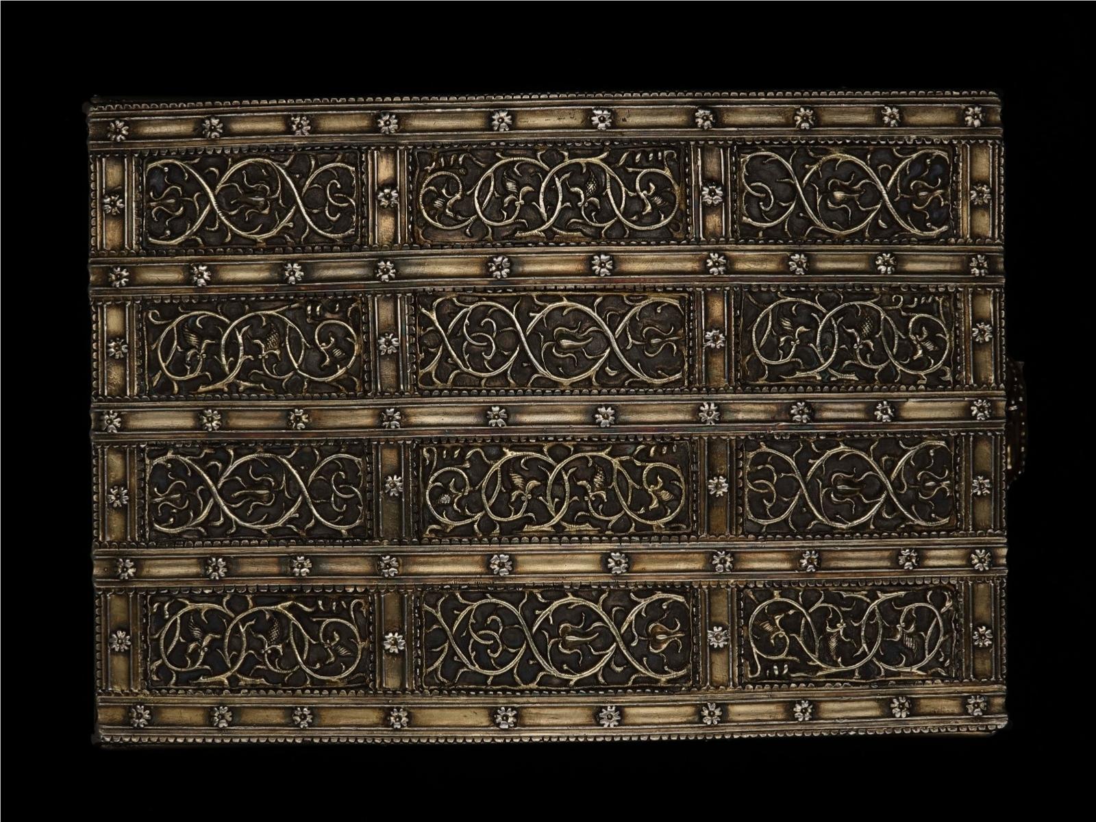 Strapwork on the casket's lid. © National Museums Scotland