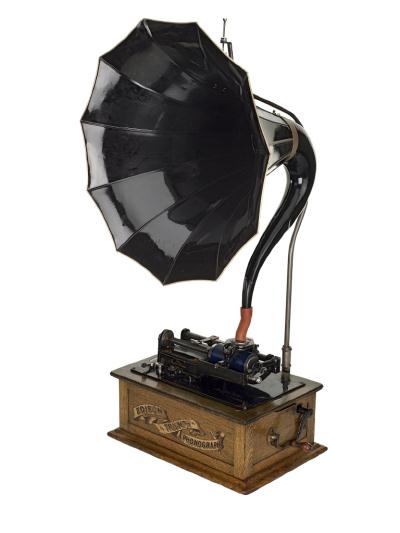 Edison Triumph phonograph, two speed, with 10 part horn mounted on chassis, with recorder No. 152650 and recorder horn.