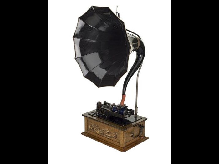 Edison Triumph phonograph, two speed, with 10 part horn mounted on chassis, with recorder No. 152650 and recorder horn.