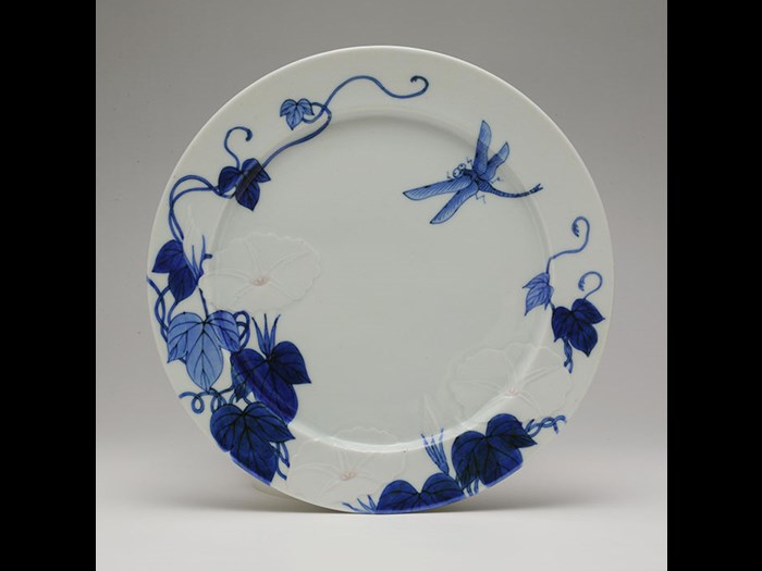 Month plate by Seifu Yohei III, with flowers and dragonfly, c.1890.