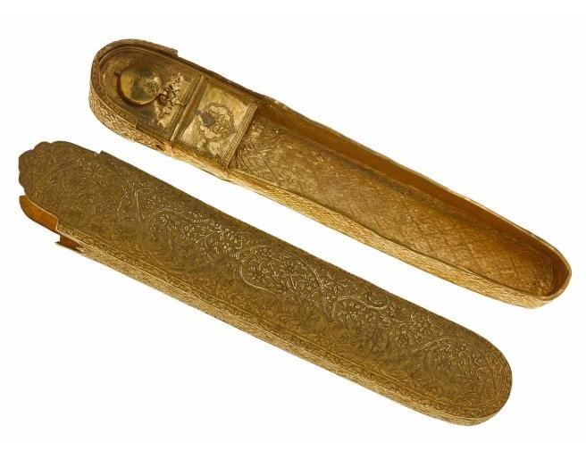 Gold pen case