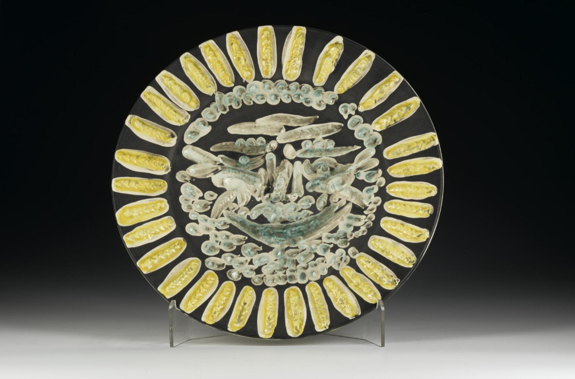 Ceramic dish entitled 'Visage Tourmente', designed by Pablo Picasso in the 1950s