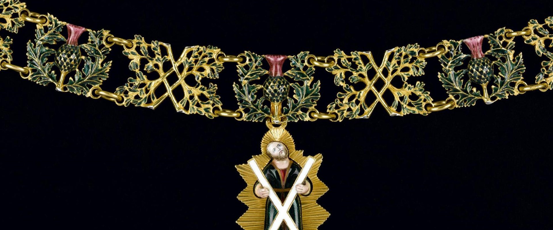 Gold and enamel pendant badge of the Order of the Thistle