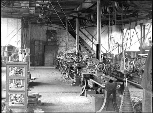 Machines on the floor of a munitions factory, Renfrewshire, c. 1915