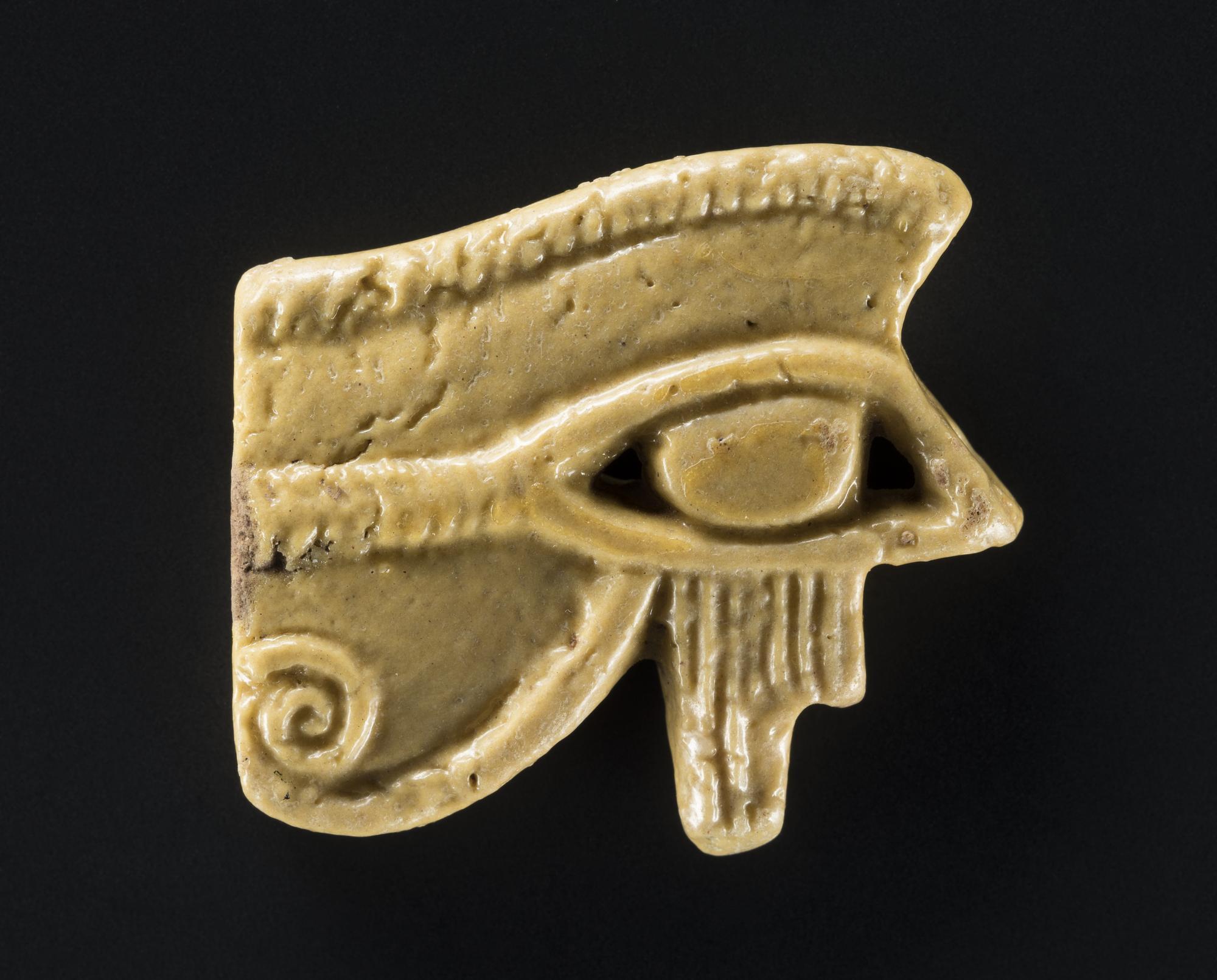 Amulet / wadjet eye