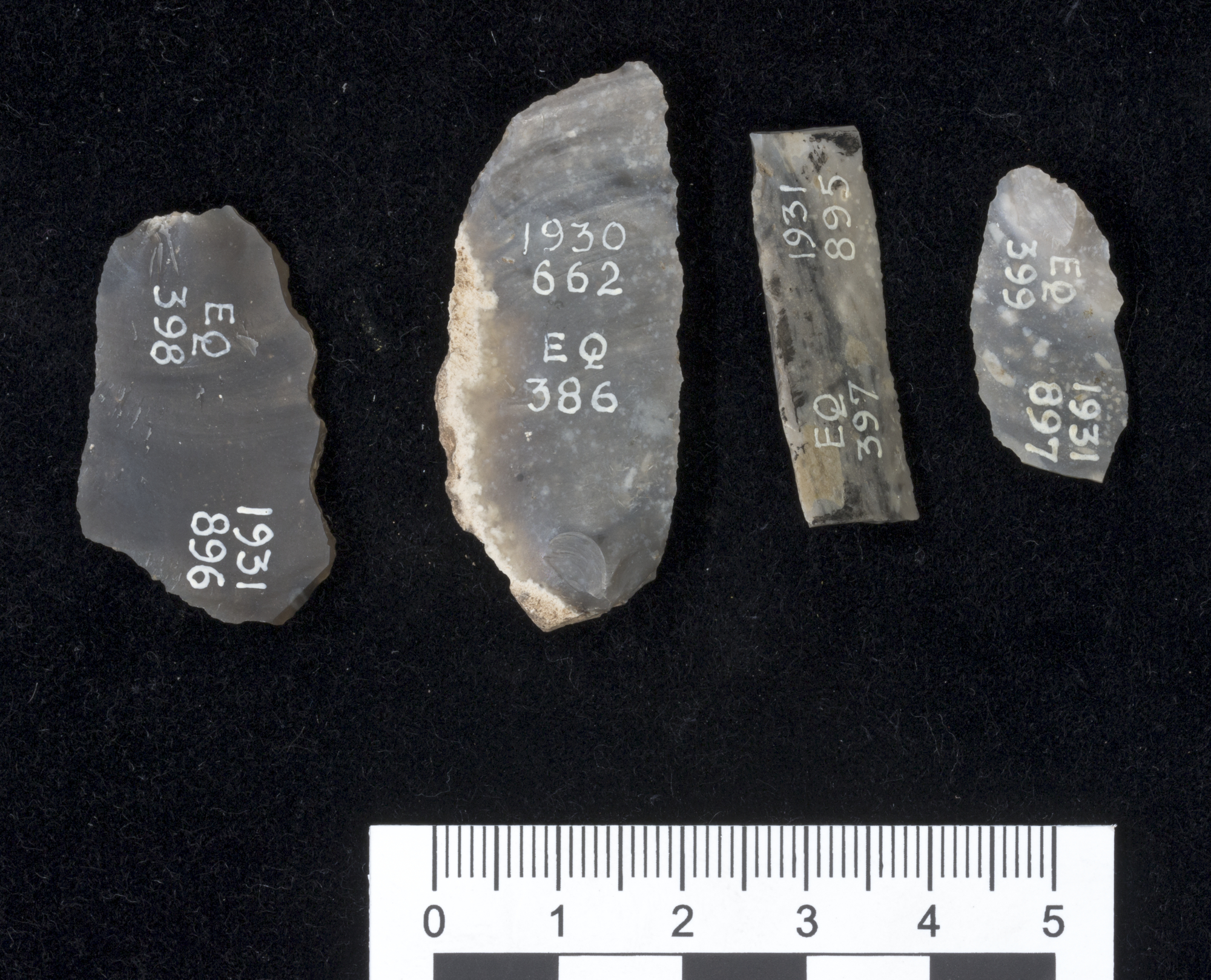 Image of Knife of dark grey flint from a cairn in the Knock Hills, Edgerston, Roxburghshire © National Museums Scotland