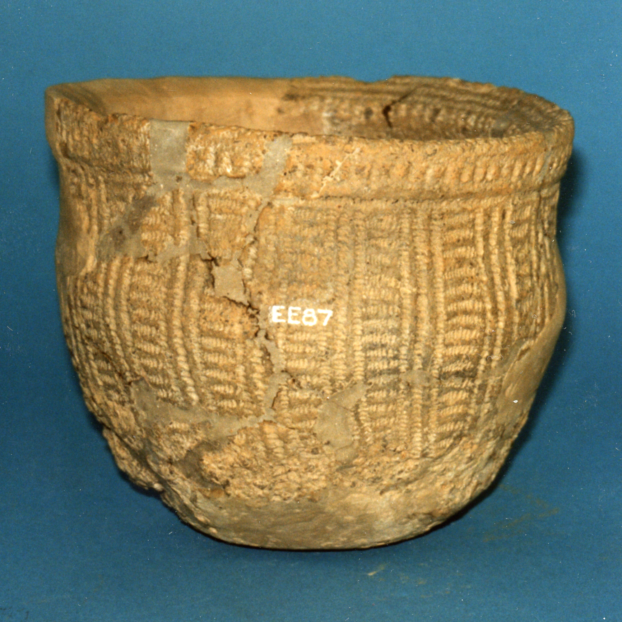 Image of Pottery food vessel from a cist near Doune Castle, Perthshire © National Museums Scotland