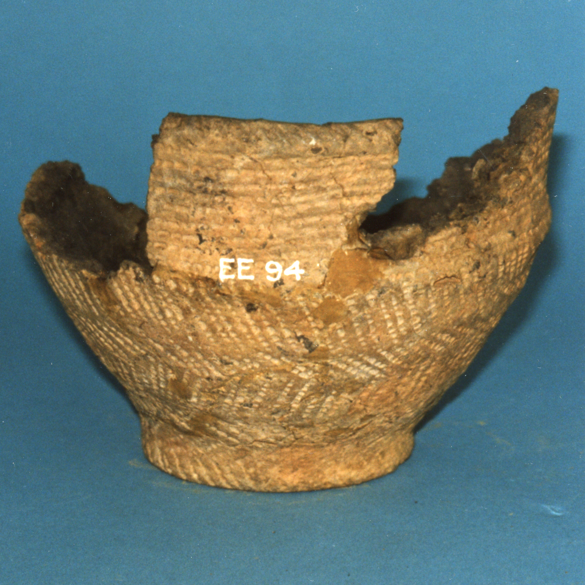 Image of Pottery food vessel from a cist at Ardachy, Mull © National Museums Scotland