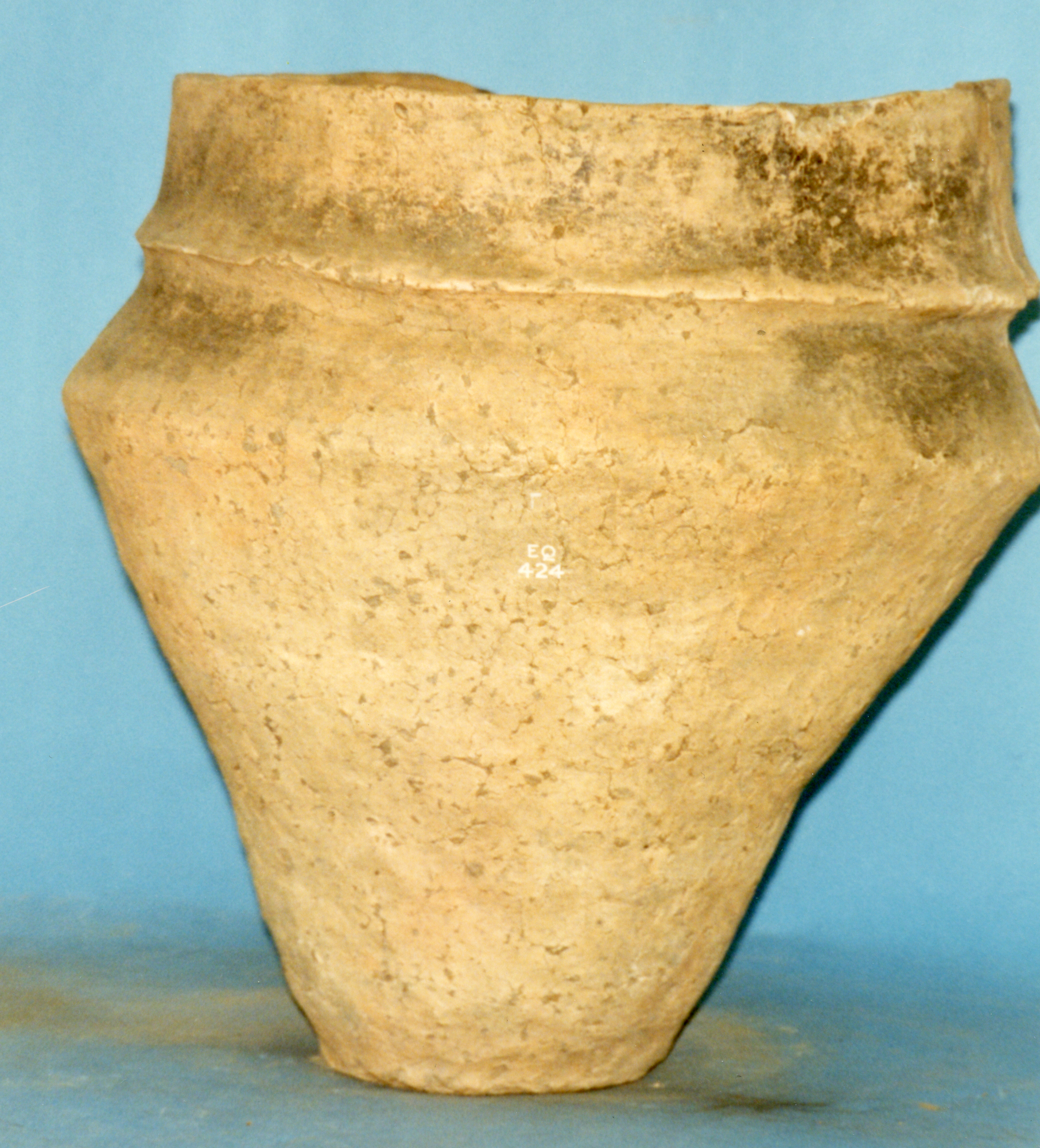 Image of Cinerary urn, from Toxside Sandpit, Gladhouse Reservoir, Midlothian © National Museums Scotland