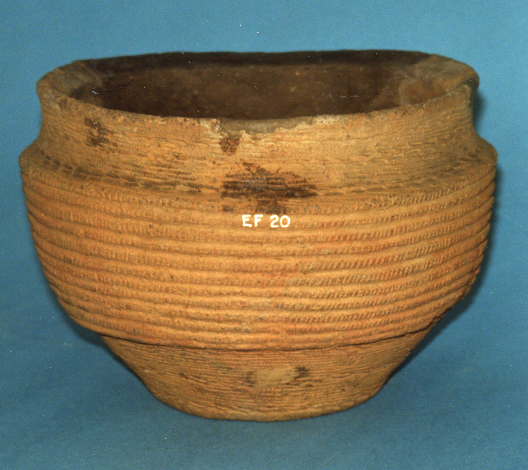 Image of Pottery food vessel from Kilcattan, Londonderry, Northern Ireland © National Museums Scotland