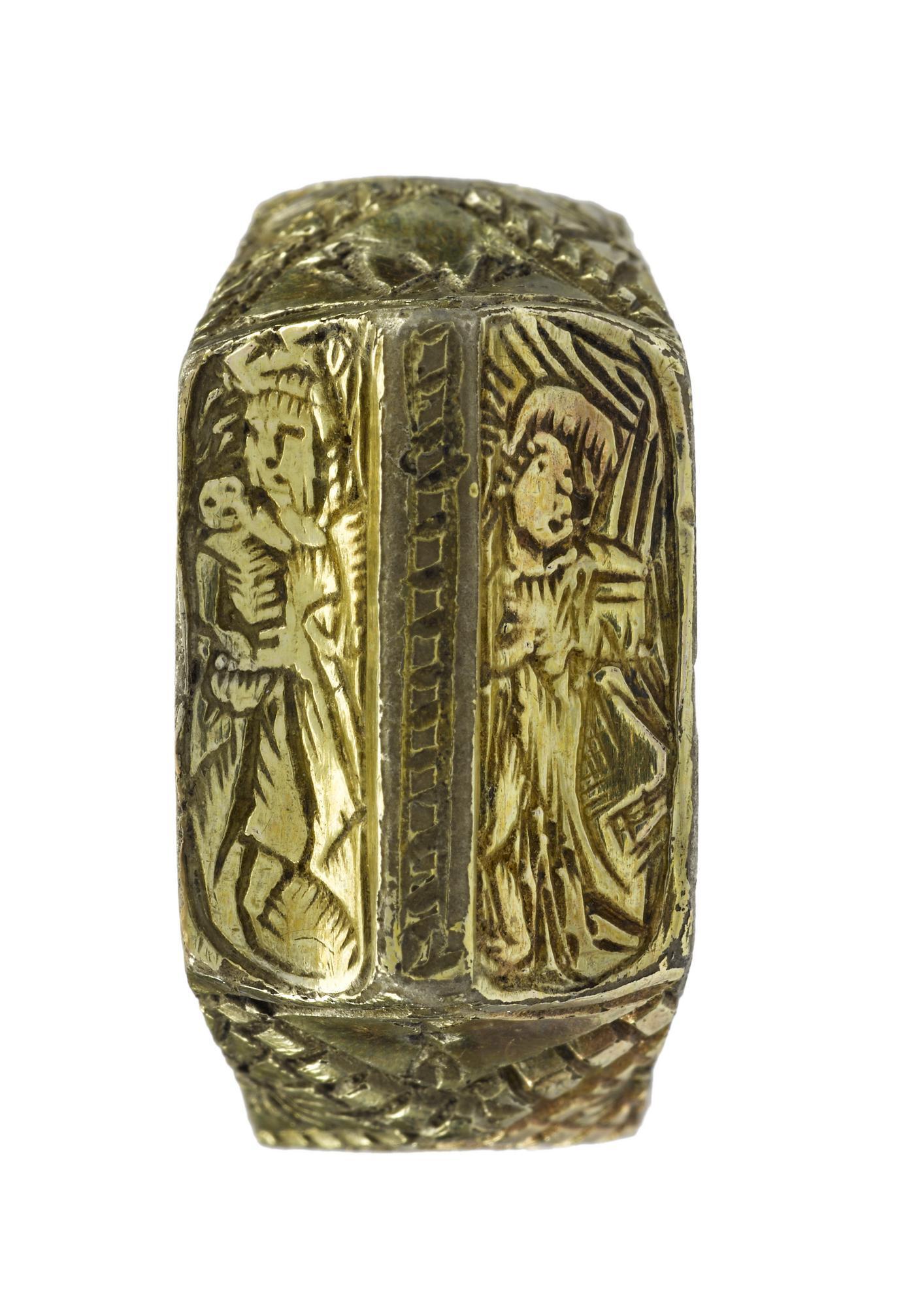 Image of Iconographic ring of silver-gilt from Hume Castle, Berwickshire, 15th century © National Museums Scotland